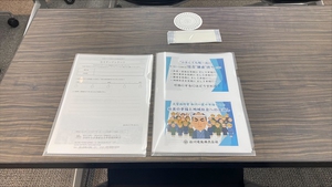 会場に来られた20名の経営者様には資料をご覧頂きながらの聴講でした。