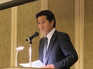講演のテーマは「松川一家 大家族経営」