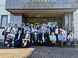 松川電氣株式会社 本社 集合写真