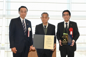 坂本会長と森上氏と小澤社長