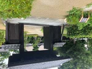 鈴松庵屋敷門
