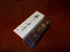 「栗むし羊羹」